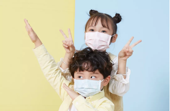 وينر الطبية تشارك في وضع معيار قناع الوجه للأطفال في الصين